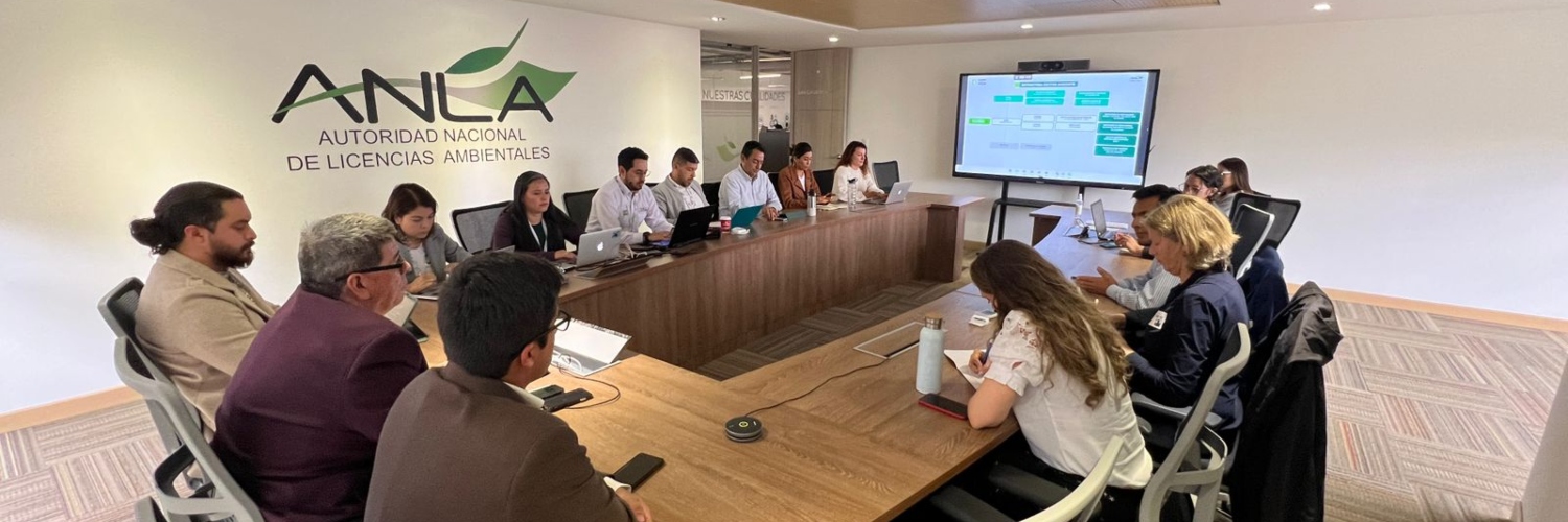 Imagen de reunión entre la ANLA y Comisión Holandesa