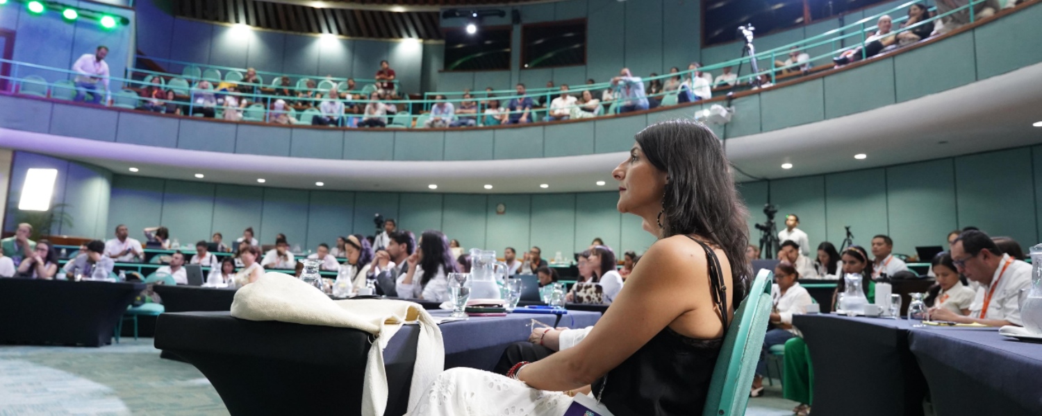 Imagen de la Directora de la ANLA en el cierre del Segundo Congreso Internacional ANLA 2025