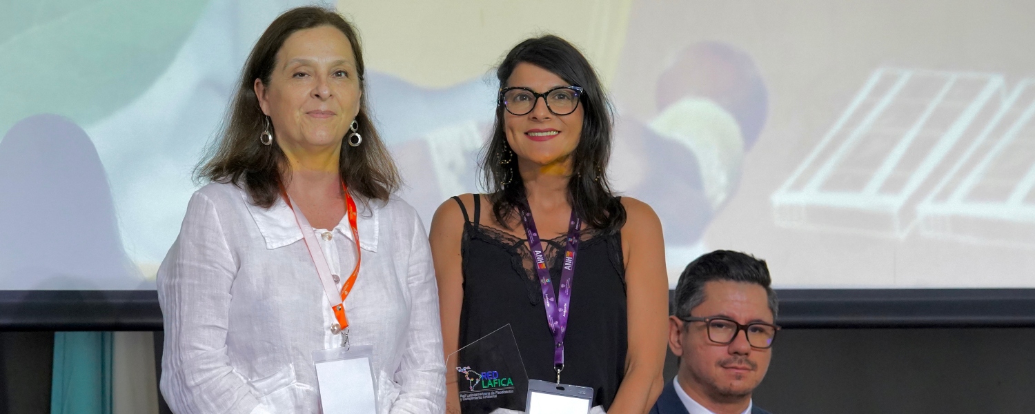 Imagen de reunión junto a REDLAFICA