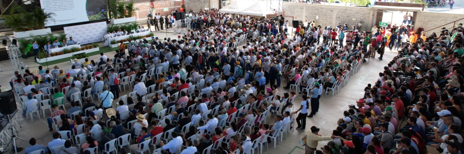 Imagen aérea del evento Reunión Informativa Informativa sobre el Proyecto de Hidrocarburos del Área de Desarrollo VSM-37